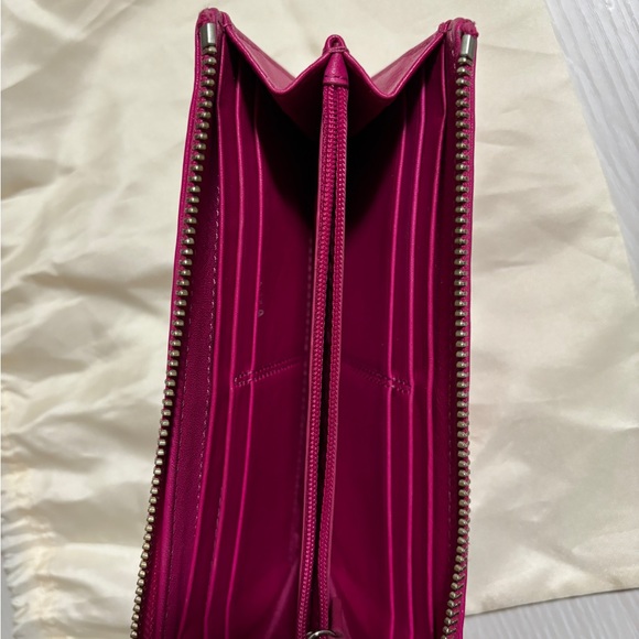 Coach Fuschia Leather Wallet - Picture 4 of 5